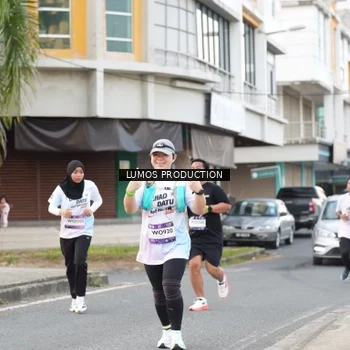 Runner Photo 7999395