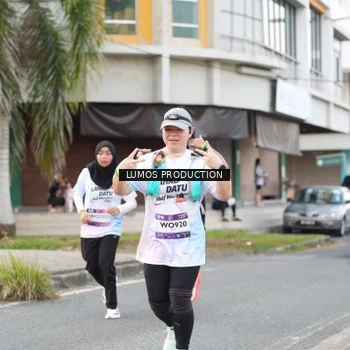 Runner Photo 7999398