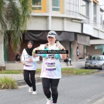 Runner Photo 7999404