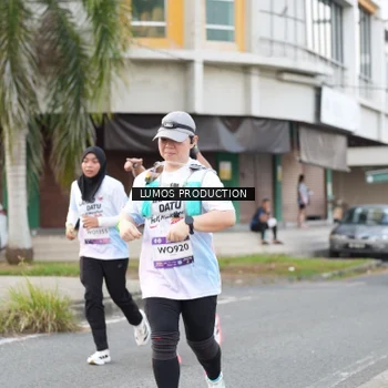 Runner Photo 7999409