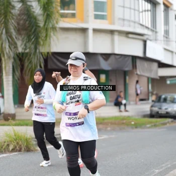 Runner Photo 7999416