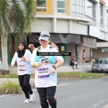 Runner Photo 7999417