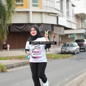 Runner Photo 7999429