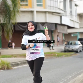 Runner Photo 7999434