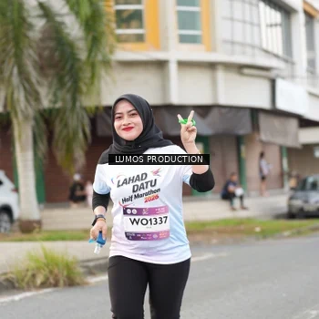 Runner Photo 7999436