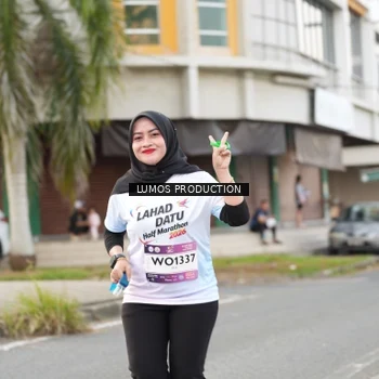 Runner Photo 7999443