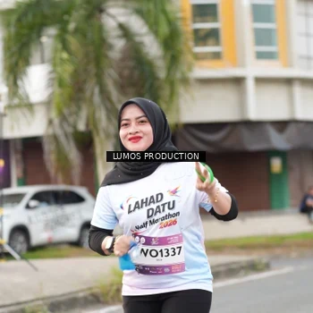 Runner Photo 7999447