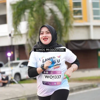 Runner Photo 7999449