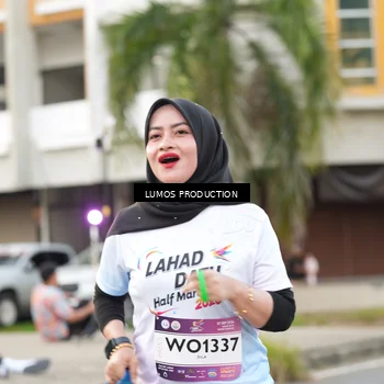 Runner Photo 7999456