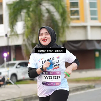 Runner Photo 7999457