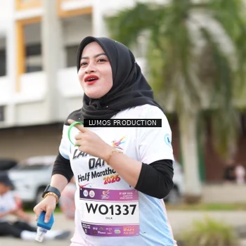 Runner Photo 7999460
