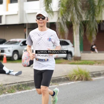 Runner Photo 7999464