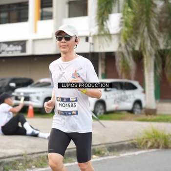Runner Photo 7999468