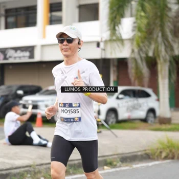 Runner Photo 7999471