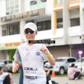 Runner Photo 7999481