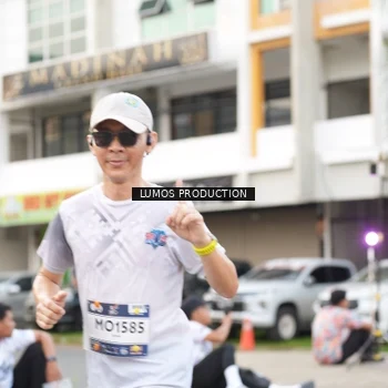 Runner Photo 7999482
