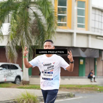 Runner Photo 7999490