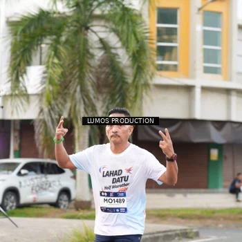 Runner Photo 7999491