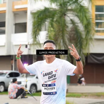 Runner Photo 7999501