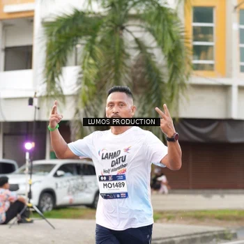 Runner Photo 7999502