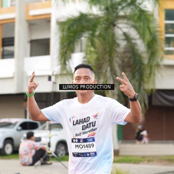 Runner Photo 7999505