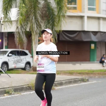 Runner Photo 7999538