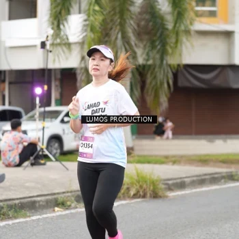 Runner Photo 7999540
