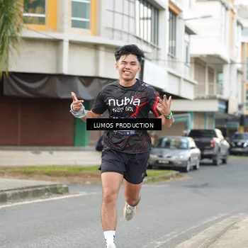 Runner Photo 7999547