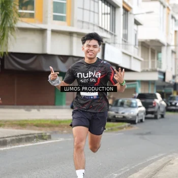 Runner Photo 7999548