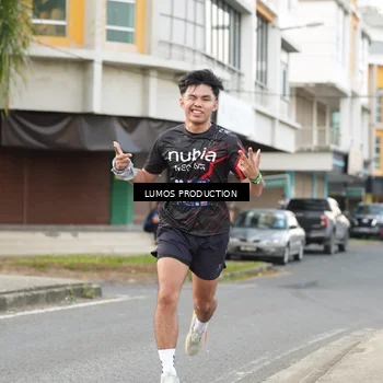 Runner Photo 7999553