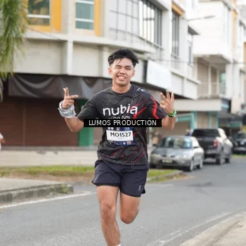 Runner Photo 7999556