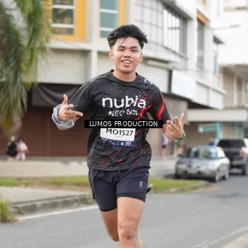 Runner Photo 7999560