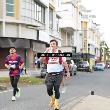 Runner Photo 7999568