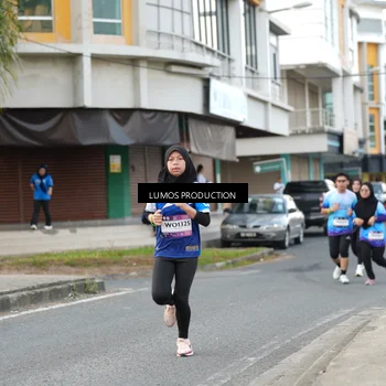 Runner Photo 7999575