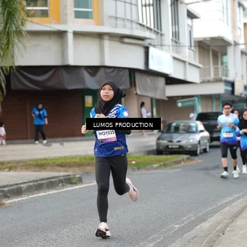 Runner Photo 7999581