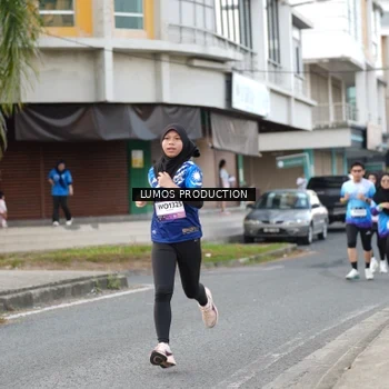 Runner Photo 7999582