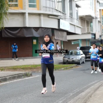 Runner Photo 7999584