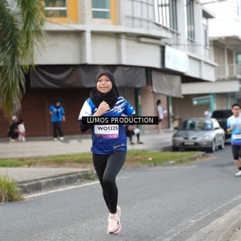 Runner Photo 7999586