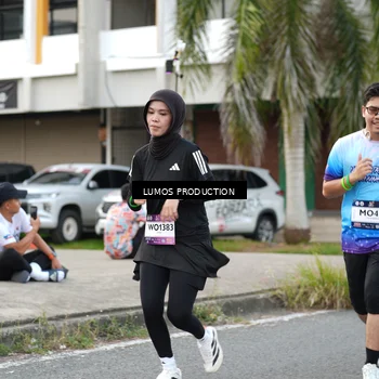 Runner Photo 7999607