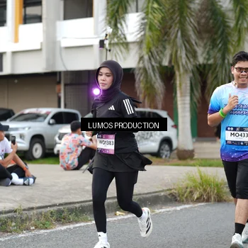 Runner Photo 7999610