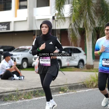 Runner Photo 7999614