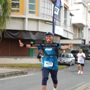 Runner Photo 7999649