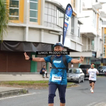 Runner Photo 7999650