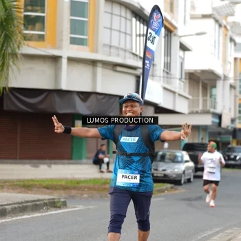Runner Photo 7999652