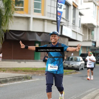 Runner Photo 7999656