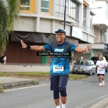 Runner Photo 7999658