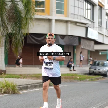 Runner Photo 7999672