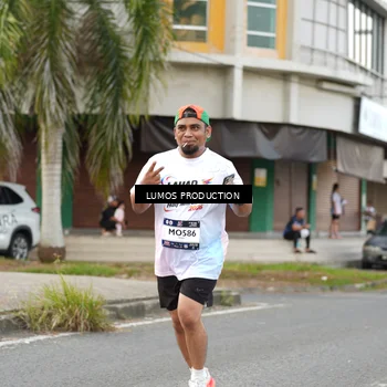 Runner Photo 7999680
