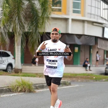 Runner Photo 7999681