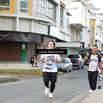 Runner Photo 7999705